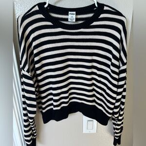 Pink cropped stripped sweater Large